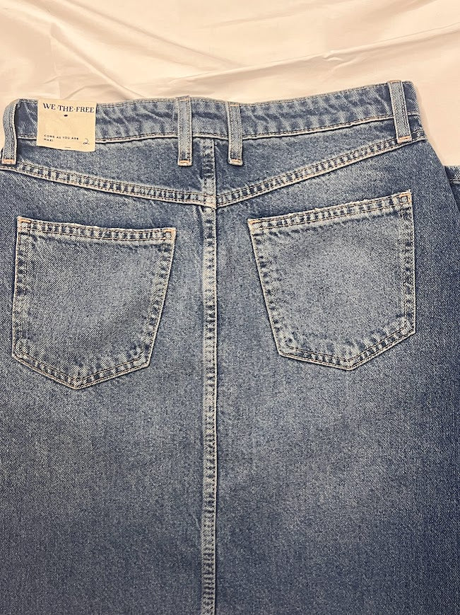 (We the Free!!!!) Jean skirt size 2 (NWT)